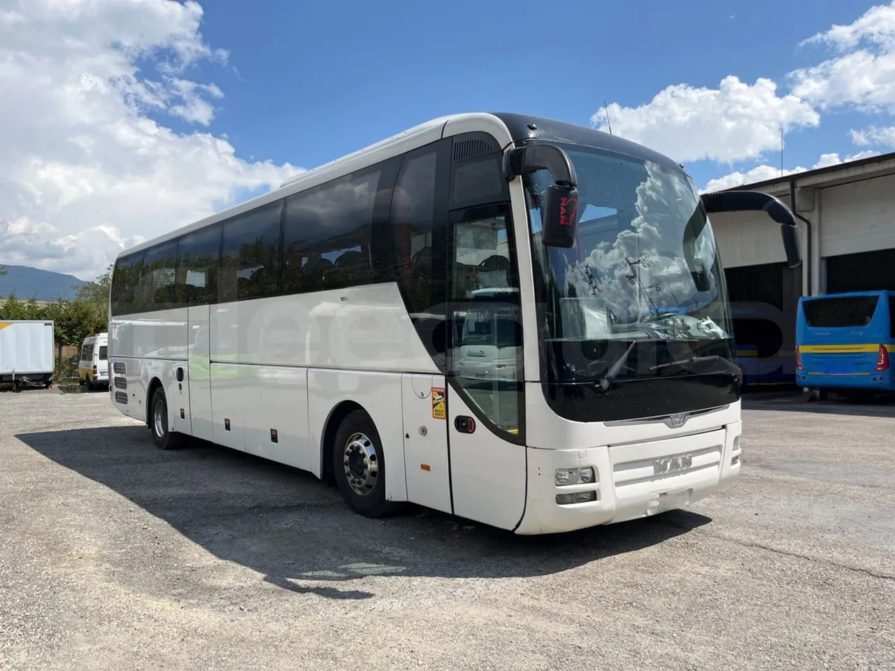 Man Lion's Coach - אוטובוס בין עירוני: תמונה 1 Man Lion's Coach - אוטובוס בין עירוני: תמונה 1