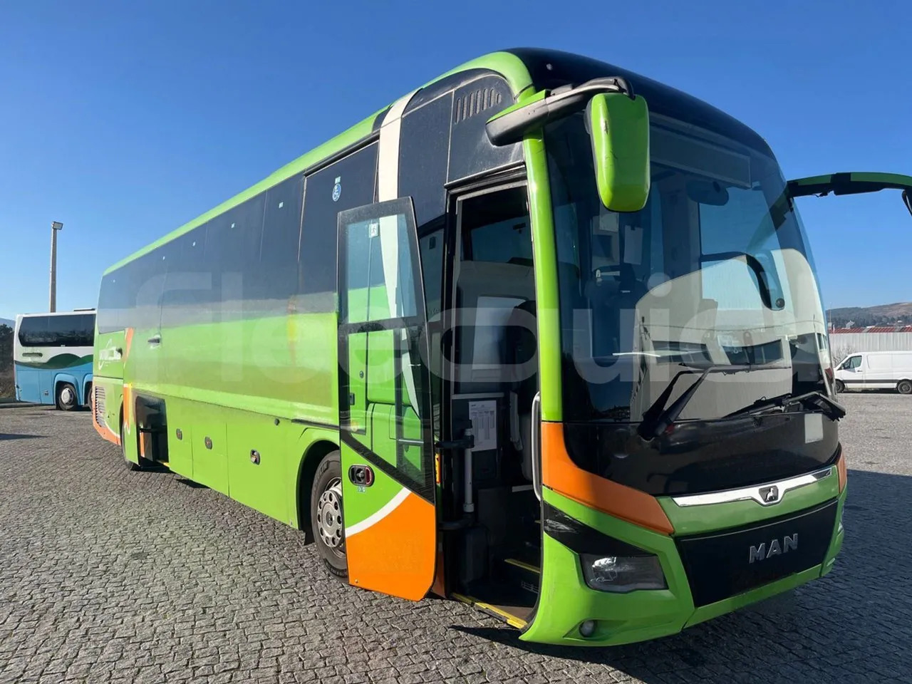 Man Lion's Coach - אוטובוס בין עירוני: תמונה 1 Man Lion's Coach - אוטובוס בין עירוני: תמונה 1