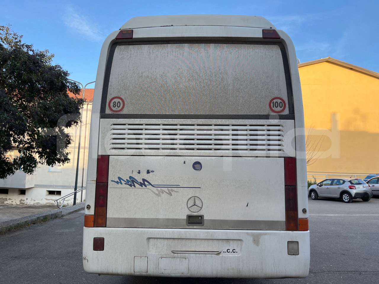 Mercedes-Benz 0 350 - אוטובוס בין עירוני: תמונה 5 Mercedes-Benz 0 350 - אוטובוס בין עירוני: תמונה 5