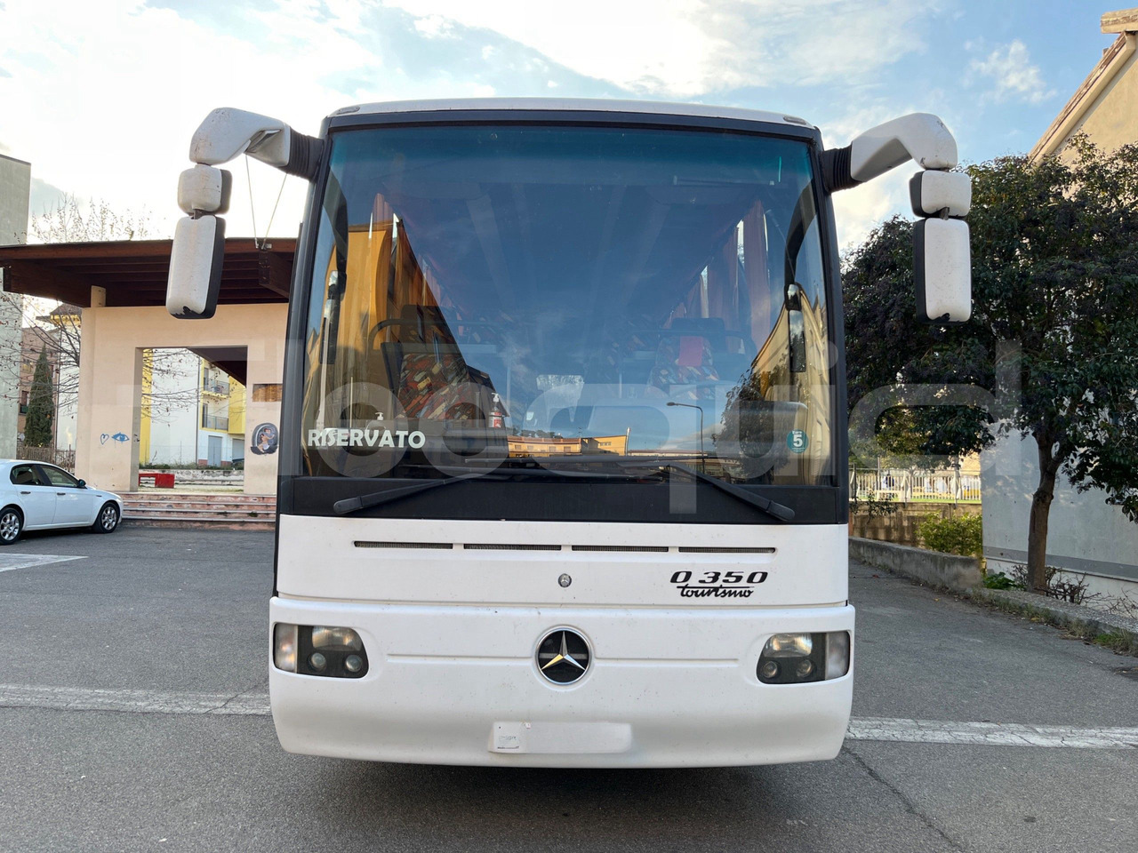 Mercedes-Benz 0 350 - אוטובוס בין עירוני: תמונה 2 Mercedes-Benz 0 350 - אוטובוס בין עירוני: תמונה 2