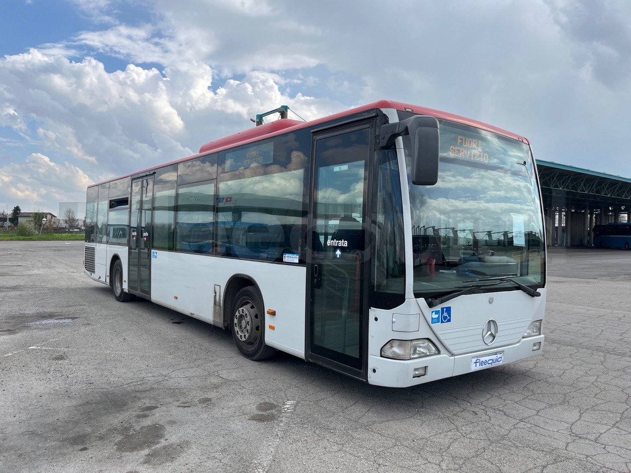 Mercedes-Benz Citaro - אוטובוס פרברים: תמונה 1 Mercedes-Benz Citaro - אוטובוס פרברים: תמונה 1