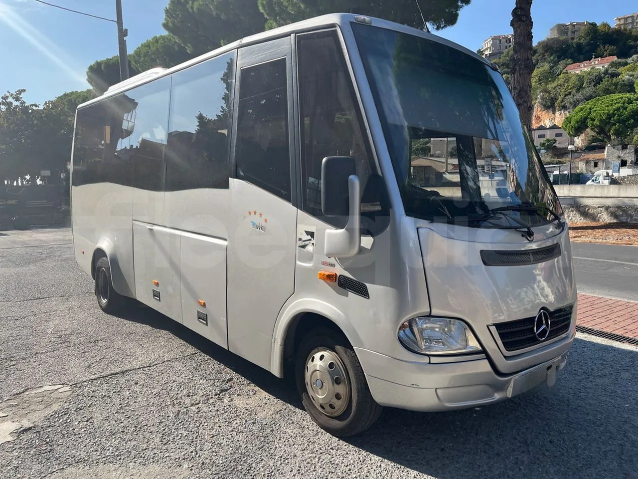 Mercedes-Benz Ibis - אוטובוס פרברים: תמונה 1 Mercedes-Benz Ibis - אוטובוס פרברים: תמונה 1