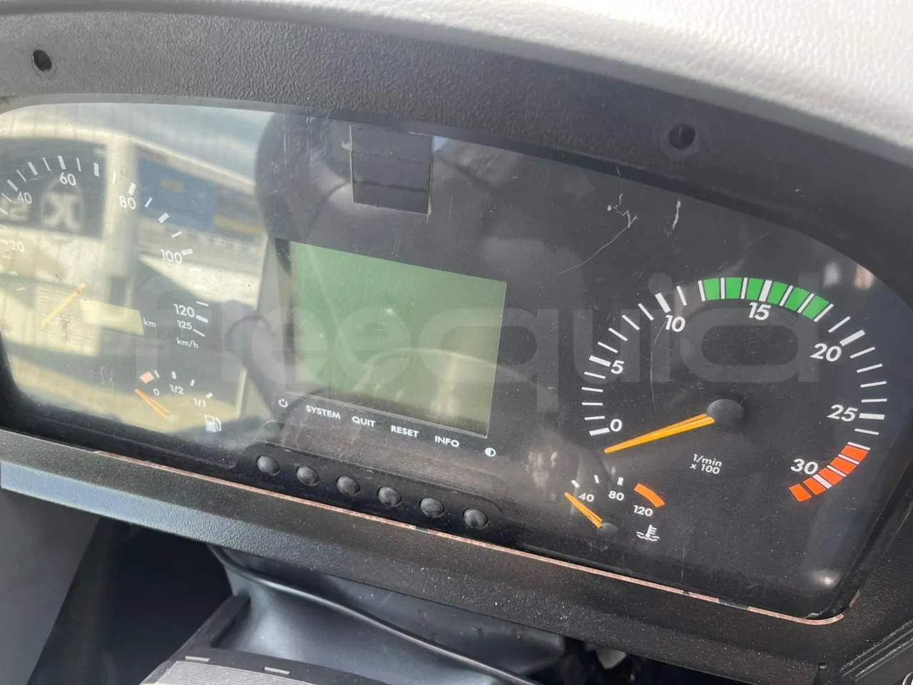 Mercedes-Benz Intouro - אוטובוס בין עירוני: תמונה 2 Mercedes-Benz Intouro - אוטובוס בין עירוני: תמונה 2