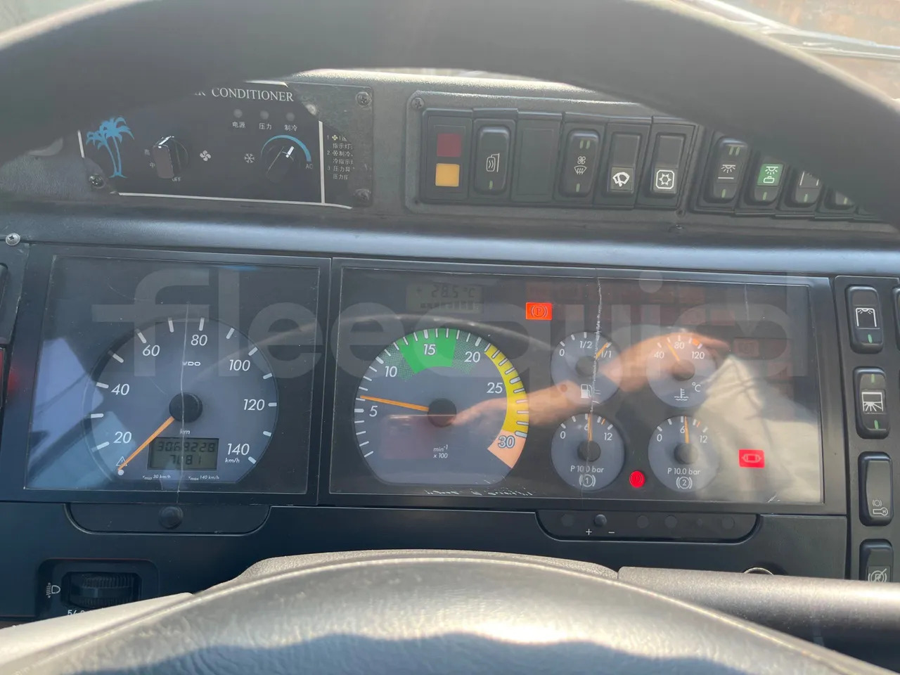 Mercedes-Benz MB 818 S - אוטובוס בין עירוני: תמונה 3 Mercedes-Benz MB 818 S - אוטובוס בין עירוני: תמונה 3