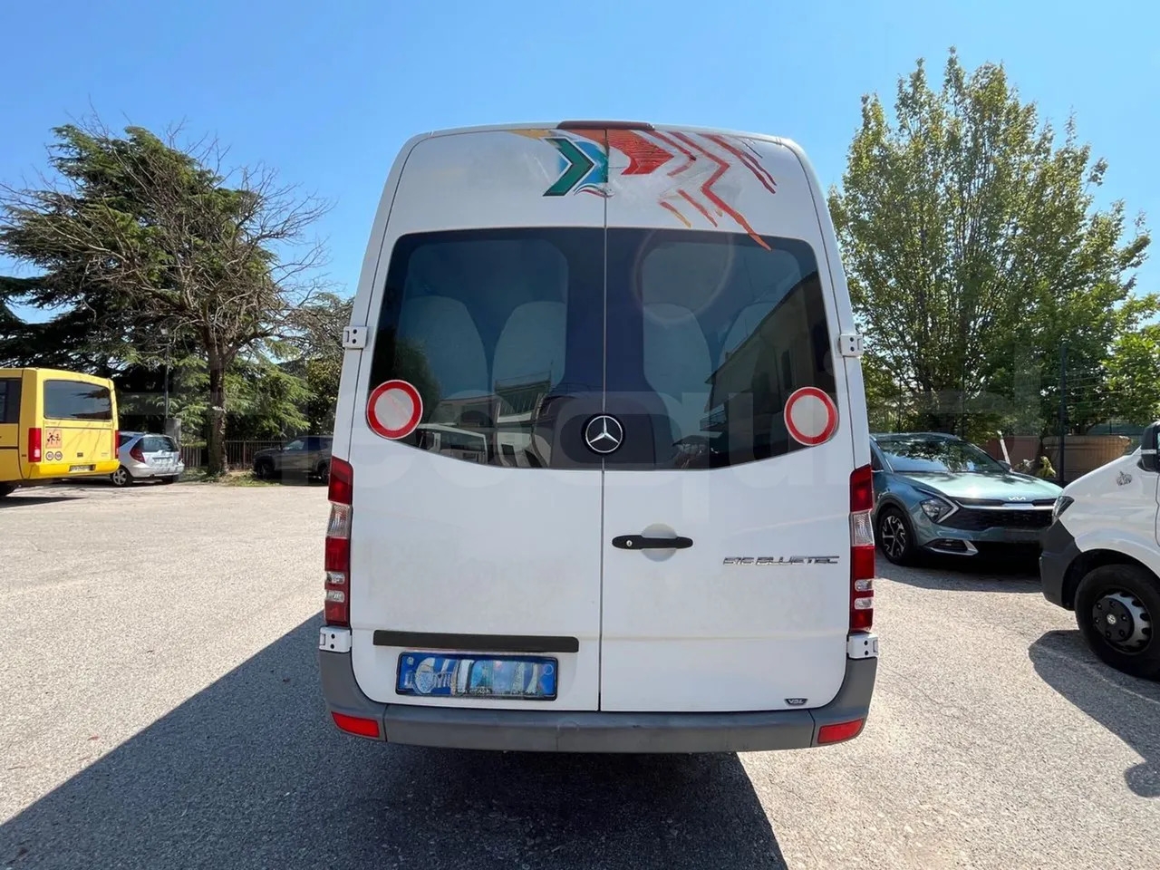 Mercedes-Benz MB906 - אוטובוס פרברים: תמונה 5 Mercedes-Benz MB906 - אוטובוס פרברים: תמונה 5