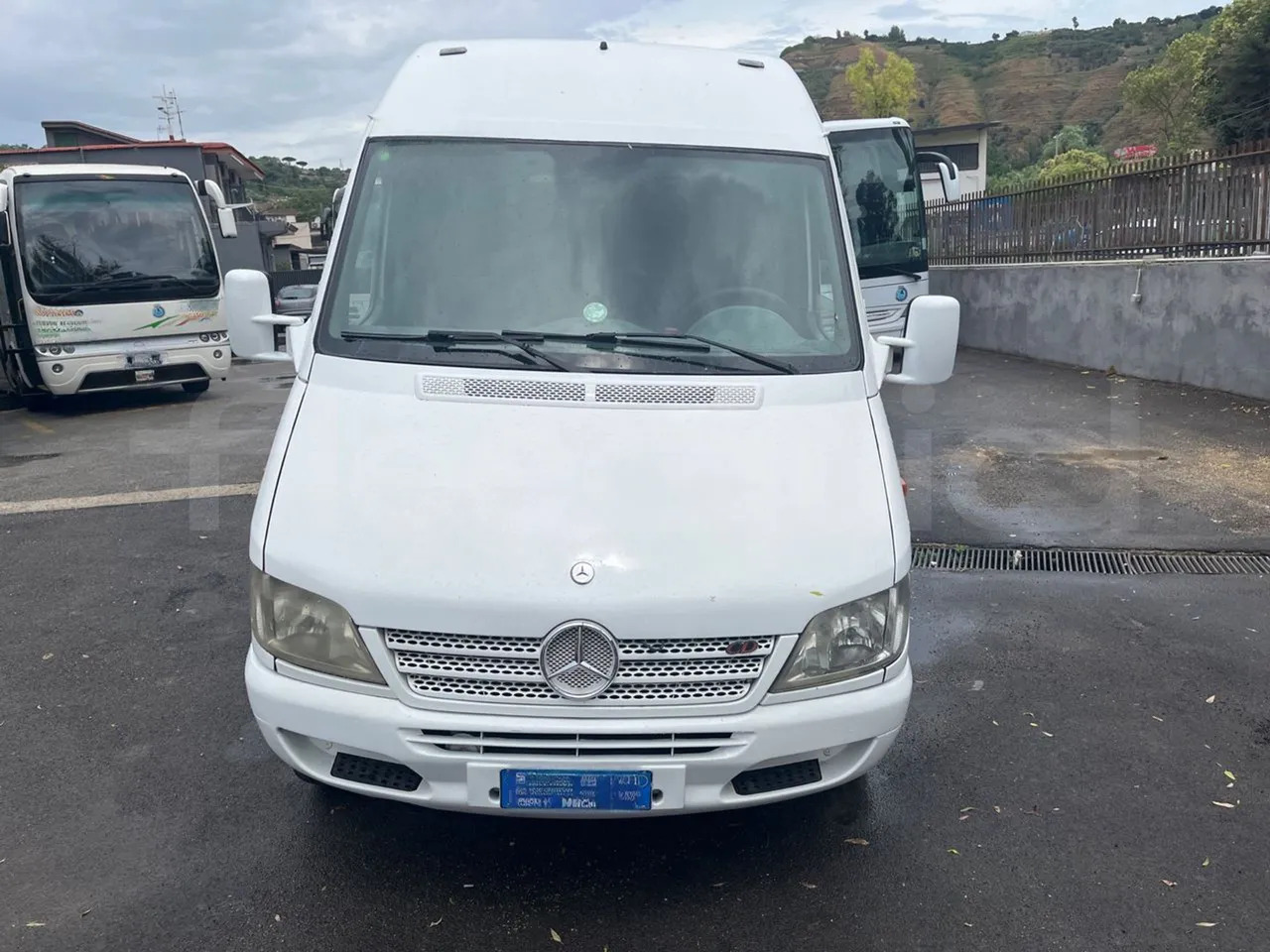 Mercedes-Benz Sprinter - מיניבוס, כלי רכב מסחרי לנוסעים: תמונה 2 Mercedes-Benz Sprinter - מיניבוס, כלי רכב מסחרי לנוסעים: תמונה 2