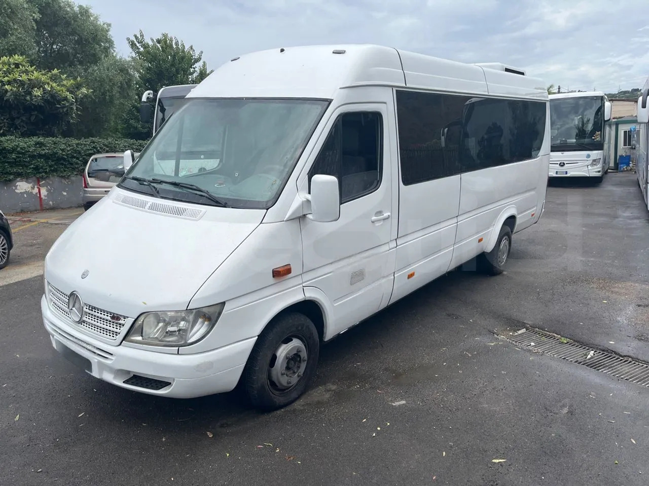 Mercedes-Benz Sprinter - מיניבוס, כלי רכב מסחרי לנוסעים: תמונה 4 Mercedes-Benz Sprinter - מיניבוס, כלי רכב מסחרי לנוסעים: תמונה 4