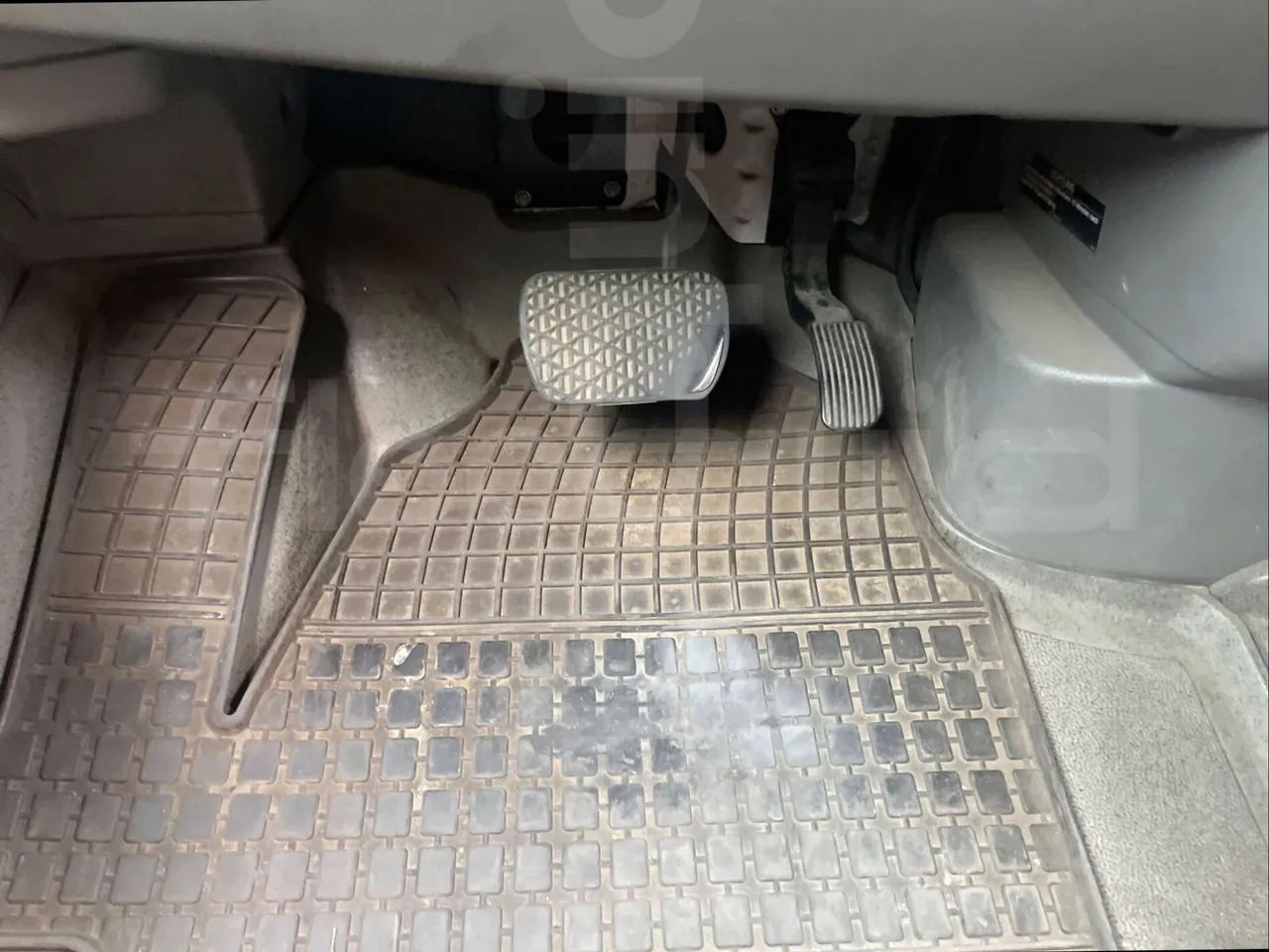 Mercedes-Benz Sprinter - מיניבוס, כלי רכב מסחרי לנוסעים: תמונה 2 Mercedes-Benz Sprinter - מיניבוס, כלי רכב מסחרי לנוסעים: תמונה 2