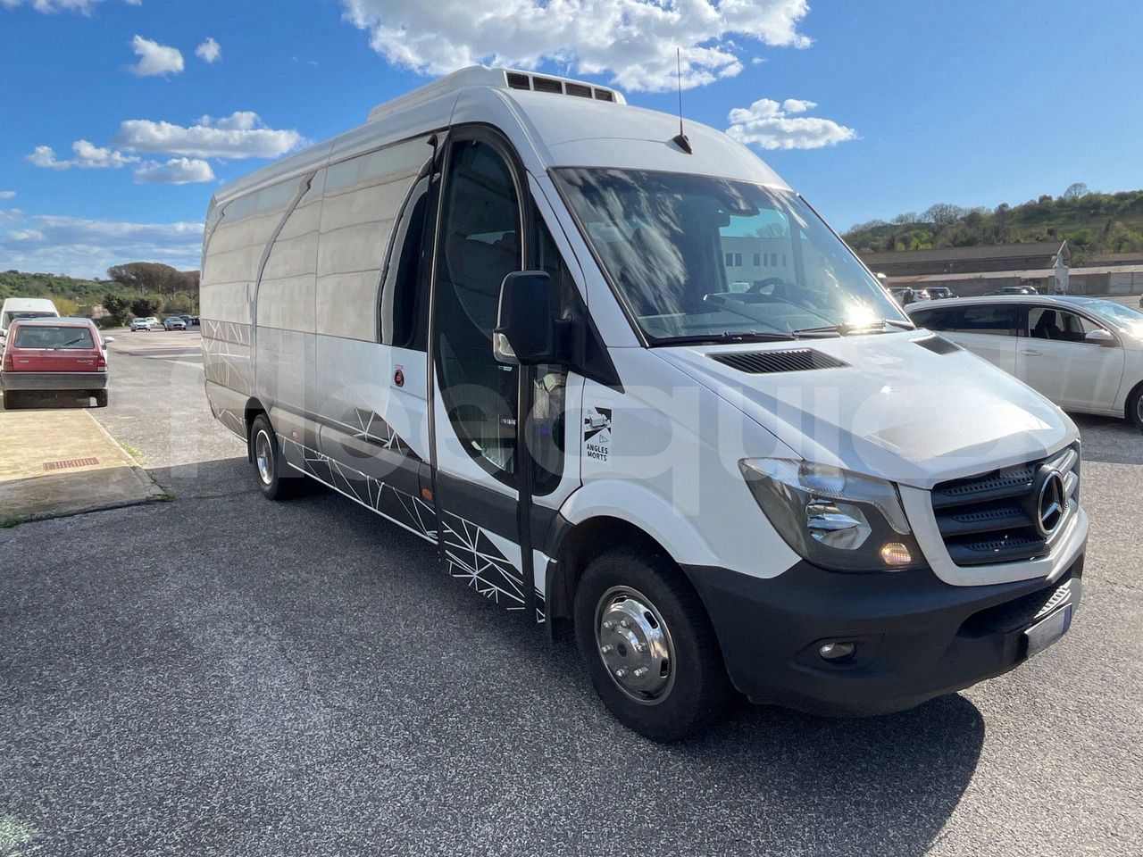 Mercedes-Benz Sprinter - אוטובוס פרברים: תמונה 1 Mercedes-Benz Sprinter - אוטובוס פרברים: תמונה 1