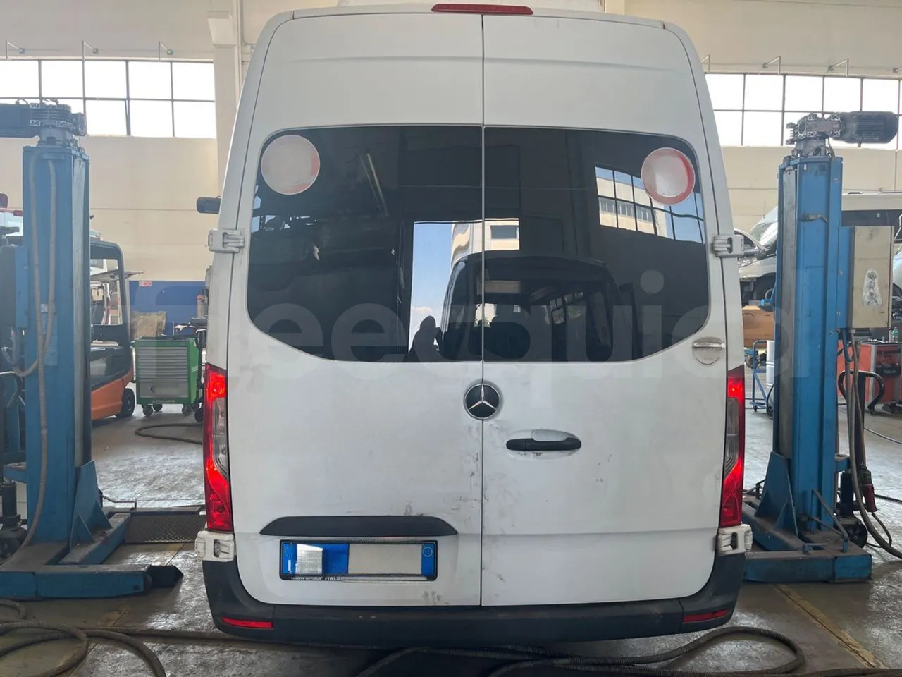 Mercedes-Benz Sprinter - מיניבוס, כלי רכב מסחרי לנוסעים: תמונה 5 Mercedes-Benz Sprinter - מיניבוס, כלי רכב מסחרי לנוסעים: תמונה 5