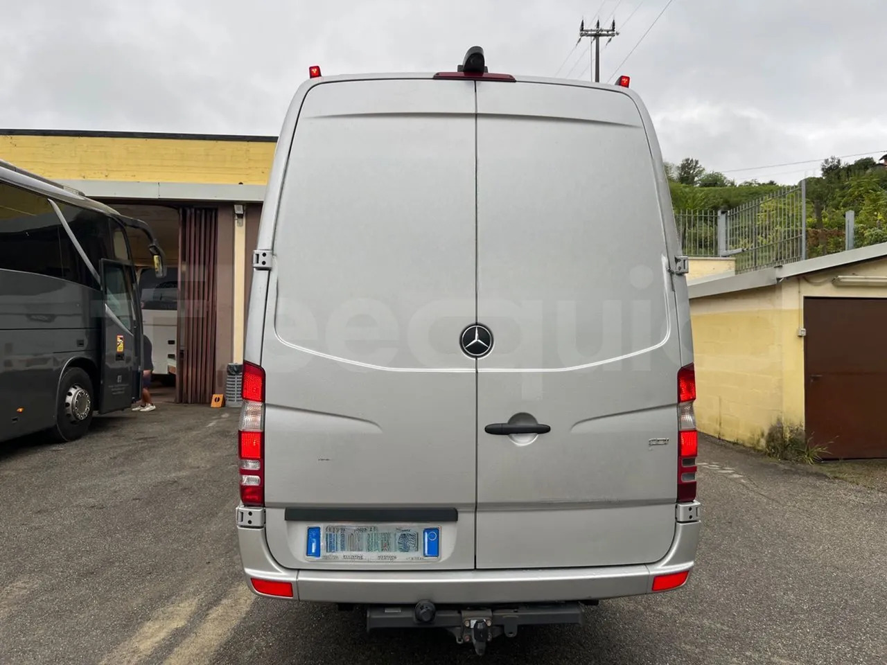 Mercedes-Benz Sprinter - אוטובוס פרברים: תמונה 5 Mercedes-Benz Sprinter - אוטובוס פרברים: תמונה 5