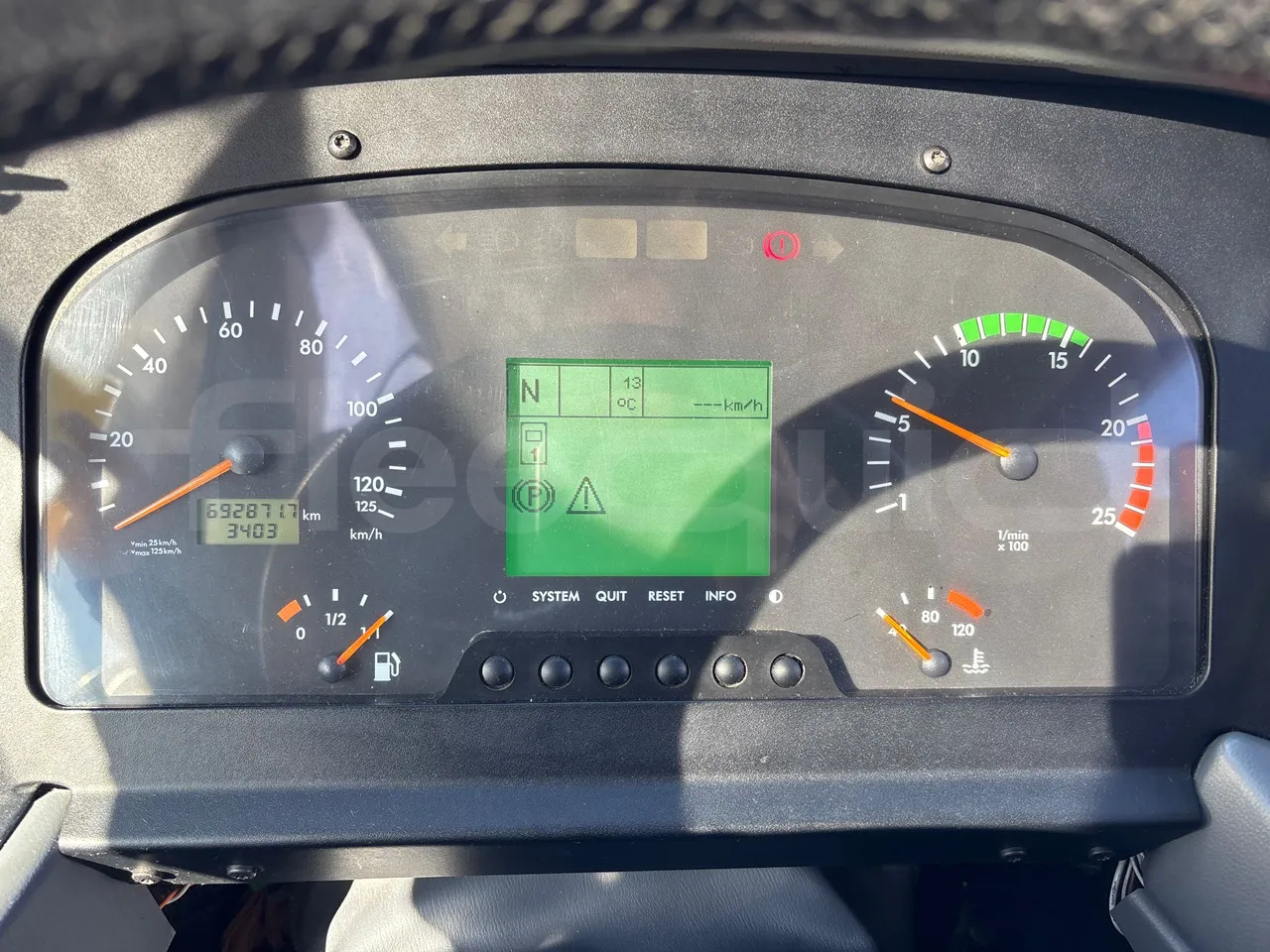 Mercedes-Benz Tourismo - אוטובוס בין עירוני: תמונה 3 Mercedes-Benz Tourismo - אוטובוס בין עירוני: תמונה 3