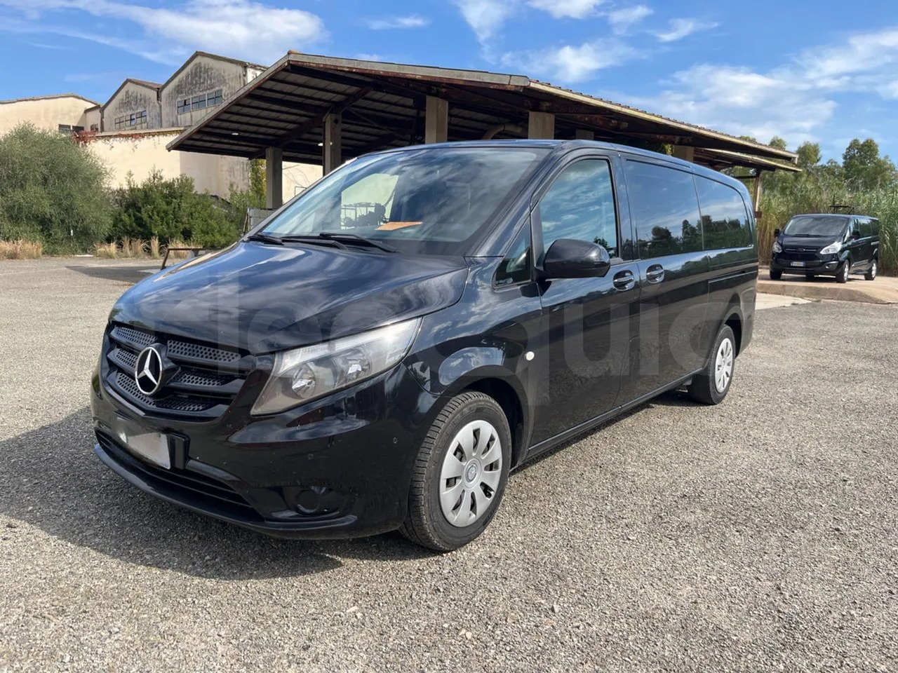 Mercedes-Benz Vito Tourer - אוטובוס פרברים: תמונה 4 Mercedes-Benz Vito Tourer - אוטובוס פרברים: תמונה 4