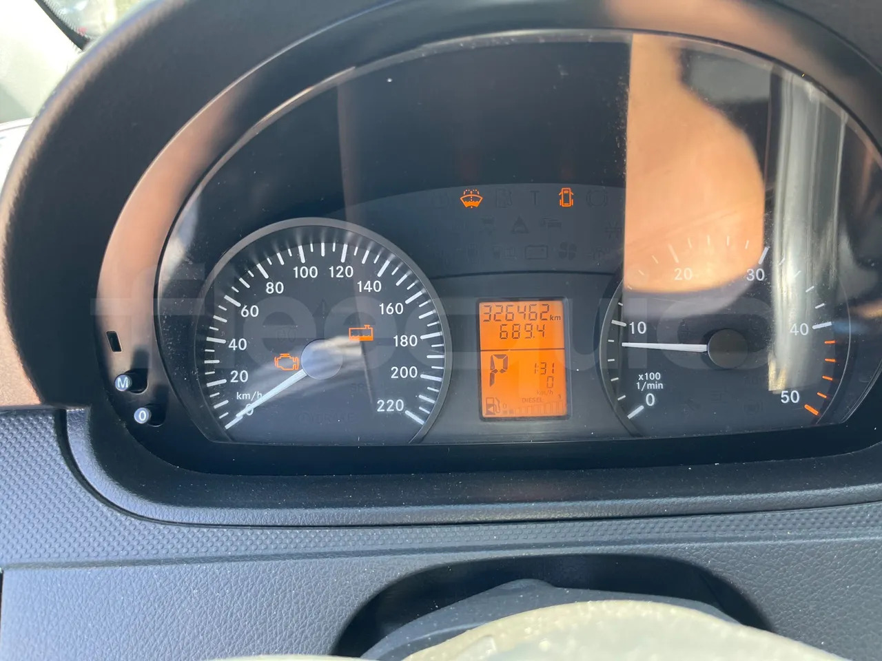 Mercedes-Benz Vito - מיניבוס, כלי רכב מסחרי לנוסעים: תמונה 3 Mercedes-Benz Vito - מיניבוס, כלי רכב מסחרי לנוסעים: תמונה 3