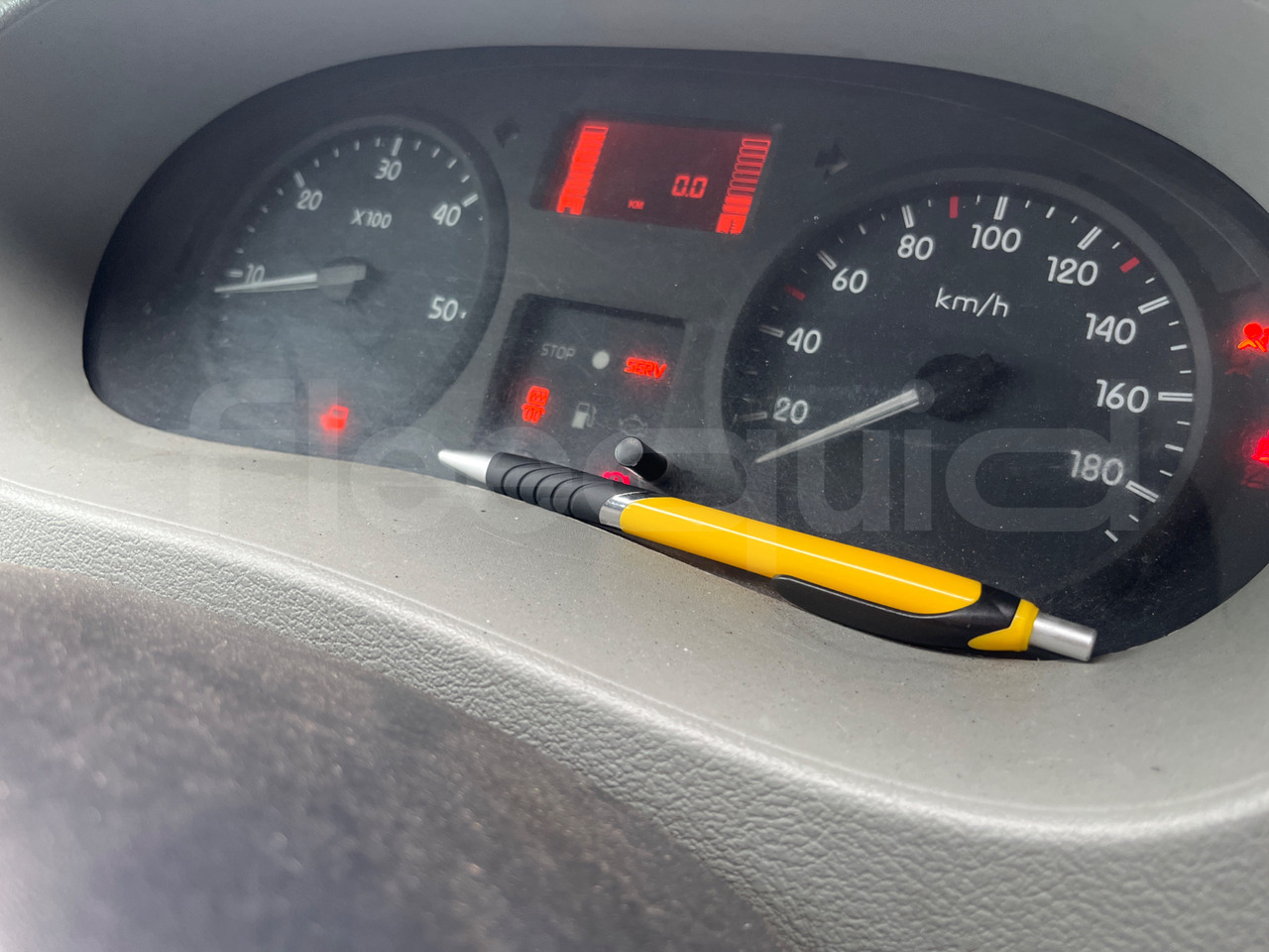 Nissan Interstar - מיניבוס, כלי רכב מסחרי לנוסעים: תמונה 3 Nissan Interstar - מיניבוס, כלי רכב מסחרי לנוסעים: תמונה 3