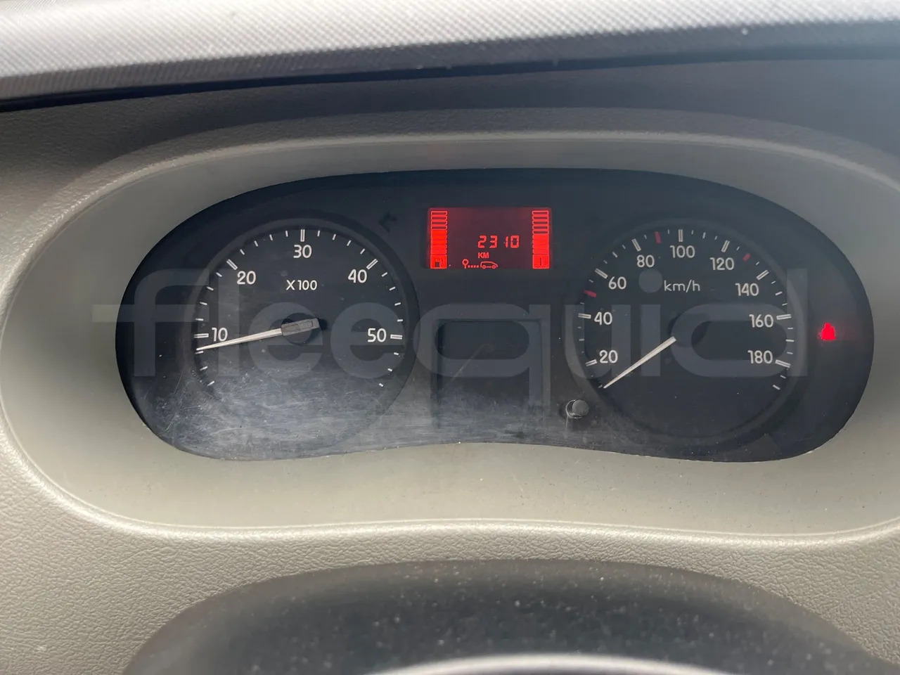 Renault Master - מיניבוס, כלי רכב מסחרי לנוסעים: תמונה 3 Renault Master - מיניבוס, כלי רכב מסחרי לנוסעים: תמונה 3