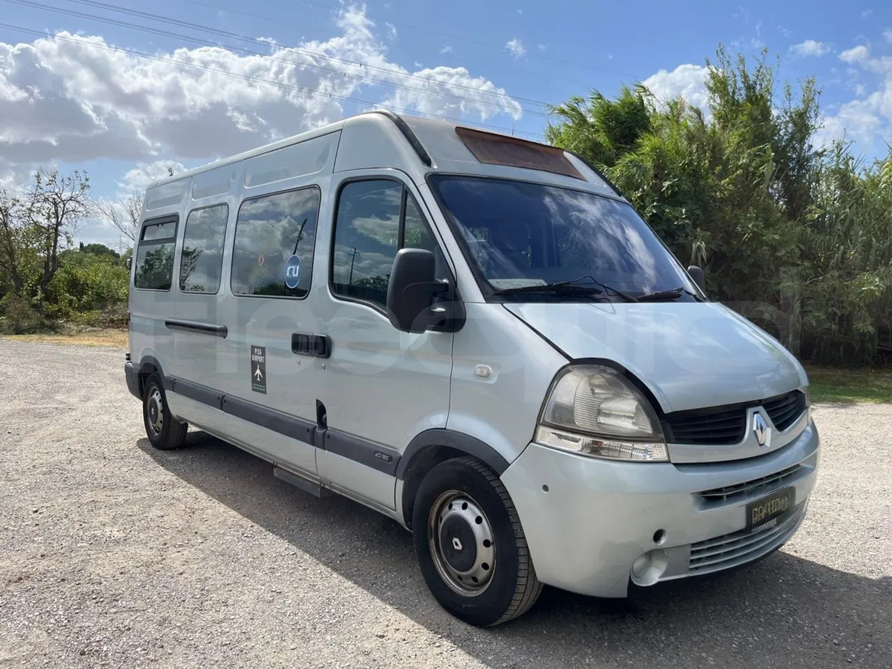 Renault Master - אוטובוס פרברים: תמונה 1 Renault Master - אוטובוס פרברים: תמונה 1