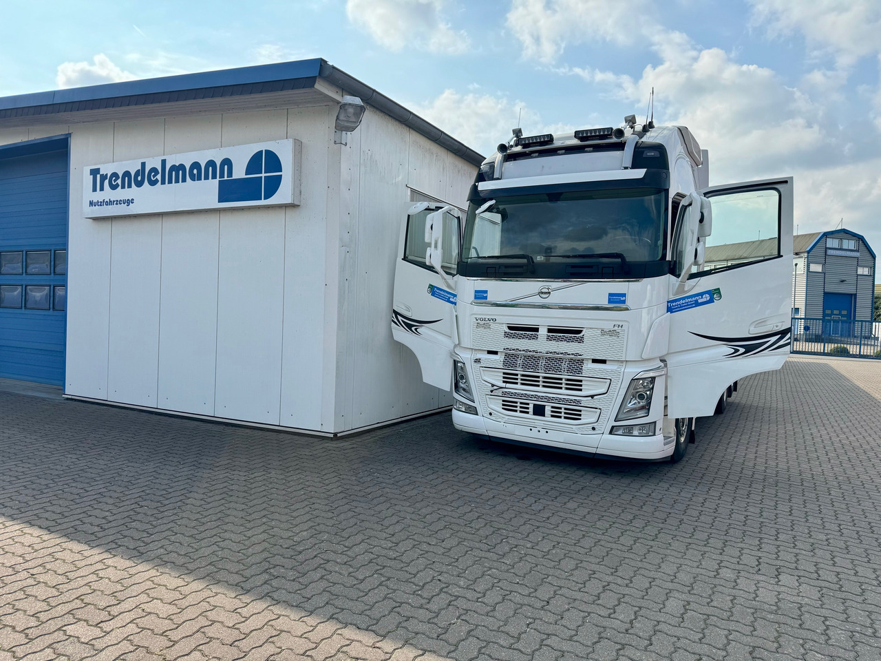 VOLVO Fh-13-540 6x4R - משאית הרמת וו: תמונה 5 VOLVO Fh-13-540 6x4R - משאית הרמת וו: תמונה 5
