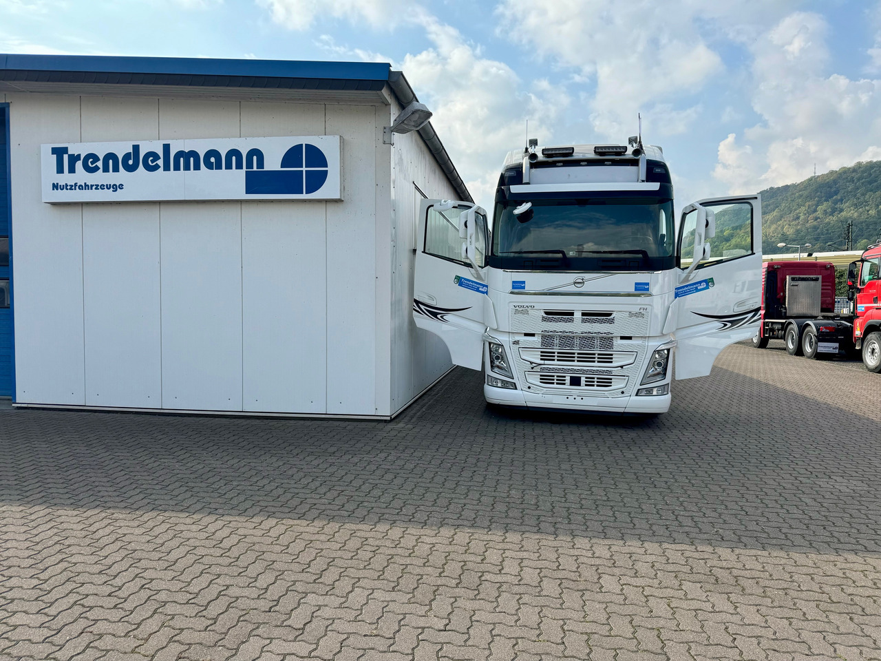 VOLVO Fh-13-540 6x4R - משאית הרמת וו: תמונה 4 VOLVO Fh-13-540 6x4R - משאית הרמת וו: תמונה 4