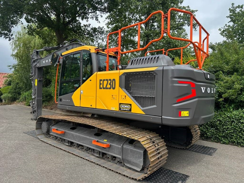Volvo EC 220 EL - מחפר סורק: תמונה 2 Volvo EC 220 EL - מחפר סורק: תמונה 2