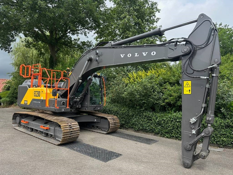 מחפר סורק Volvo EC 220 EL: תמונה 6
