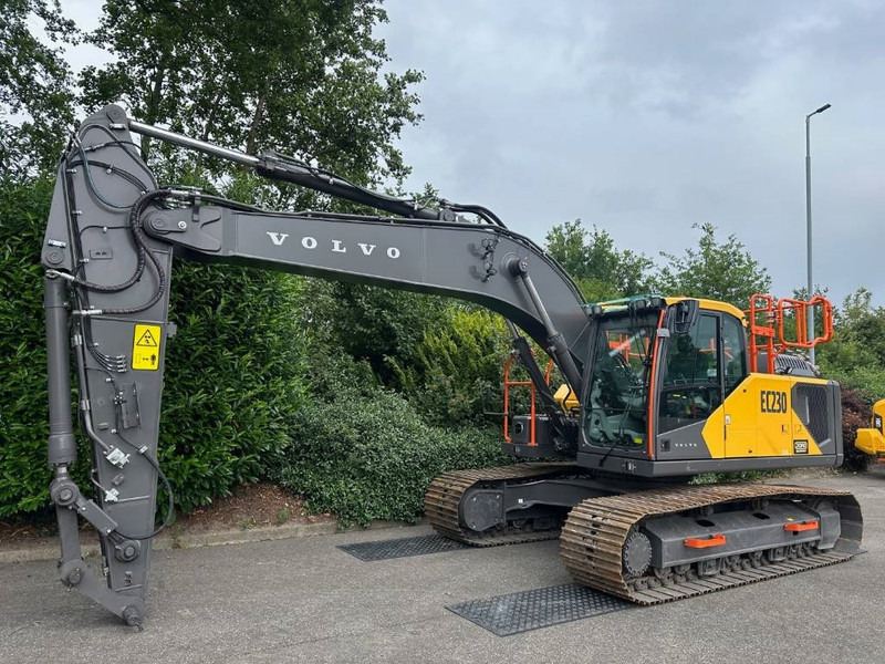 Volvo EC 220 EL - מחפר סורק: תמונה 3 Volvo EC 220 EL - מחפר סורק: תמונה 3