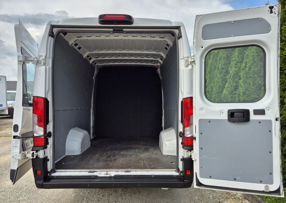 Fiat Ducato 2.3 180KM Maxi Nowa Zabudowa Dubel - כלי רכב מסחרי קומבי: תמונה 4 Fiat Ducato 2.3 180KM Maxi Nowa Zabudowa Dubel - כלי רכב מסחרי קומבי: תמונה 4