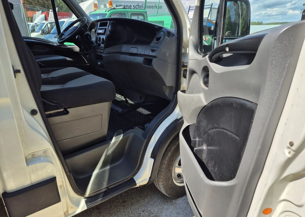 Iveco 35C15 3.0 150KM Wywrotka - כלי רכב מסחרי מזהיר: תמונה 5 Iveco 35C15 3.0 150KM Wywrotka - כלי רכב מסחרי מזהיר: תמונה 5