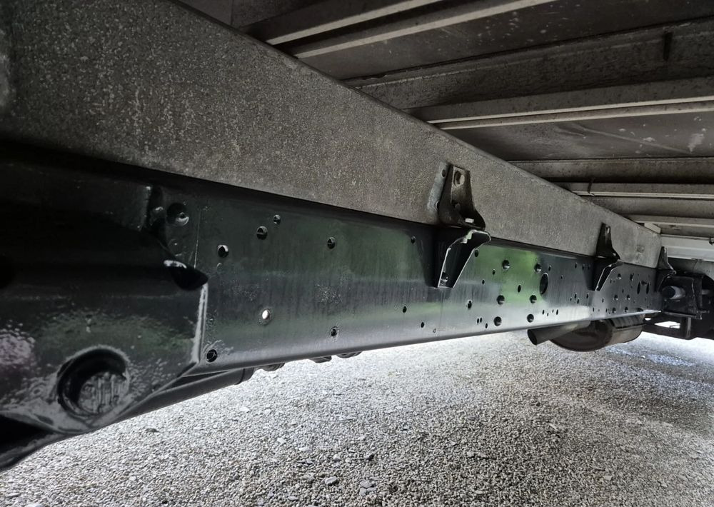 Iveco 70C17 3.0 170KM Skrzyniowy - כלי רכב מסחרי עם וילונות צד: תמונה 5 Iveco 70C17 3.0 170KM Skrzyniowy - כלי רכב מסחרי עם וילונות צד: תמונה 5