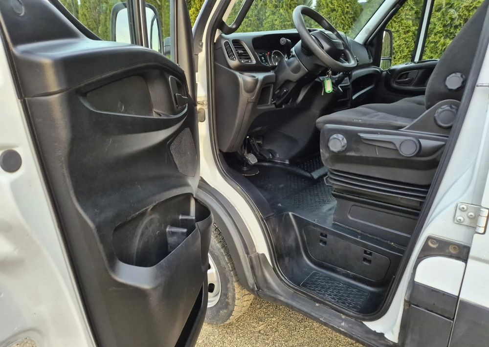 Iveco Iveco 35c18 3.0 180KM Brygadówka/ - כלי רכב מסחרי מזהיר: תמונה 5 Iveco Iveco 35c18 3.0 180KM Brygadówka/ - כלי רכב מסחרי מזהיר: תמונה 5