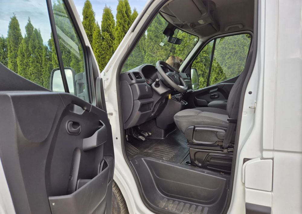 Renault 2.3 Plandeka Burto-Firanka 10 palet - כלי רכב מסחרי במיטה שטוחה: תמונה 5 Renault 2.3 Plandeka Burto-Firanka 10 palet - כלי רכב מסחרי במיטה שטוחה: תמונה 5