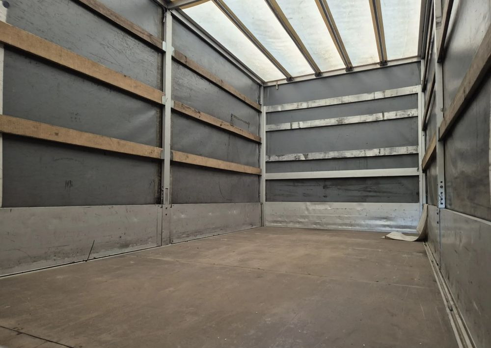 Renault Master 2.3 Plandeka 10 palet Bliźniaki - כלי רכב מסחרי במיטה שטוחה: תמונה 5 Renault Master 2.3 Plandeka 10 palet Bliźniaki - כלי רכב מסחרי במיטה שטוחה: תמונה 5