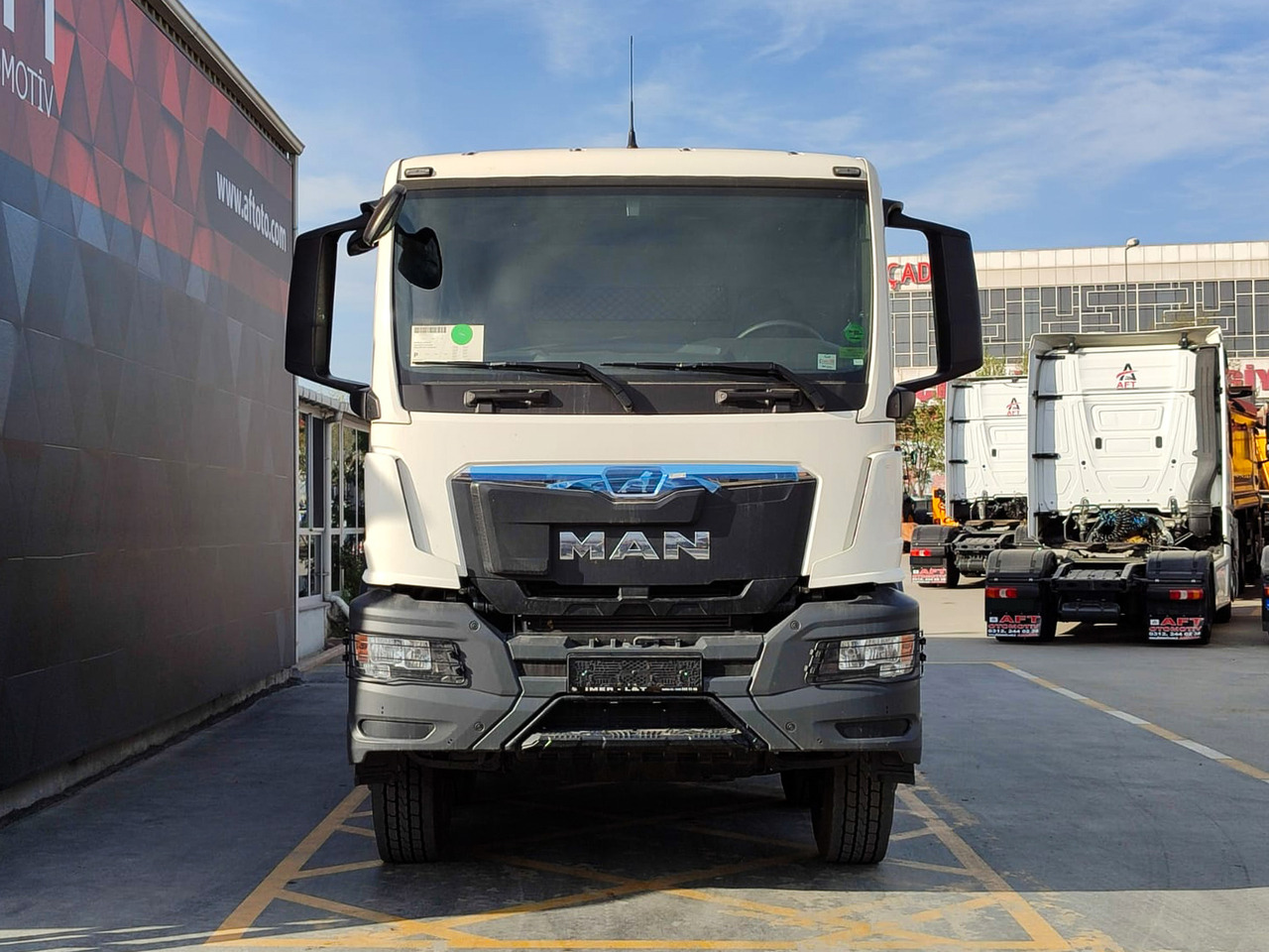 MAN TGS 41.440 - משאית מערבלת בטון: תמונה 2 MAN TGS 41.440 - משאית מערבלת בטון: תמונה 2