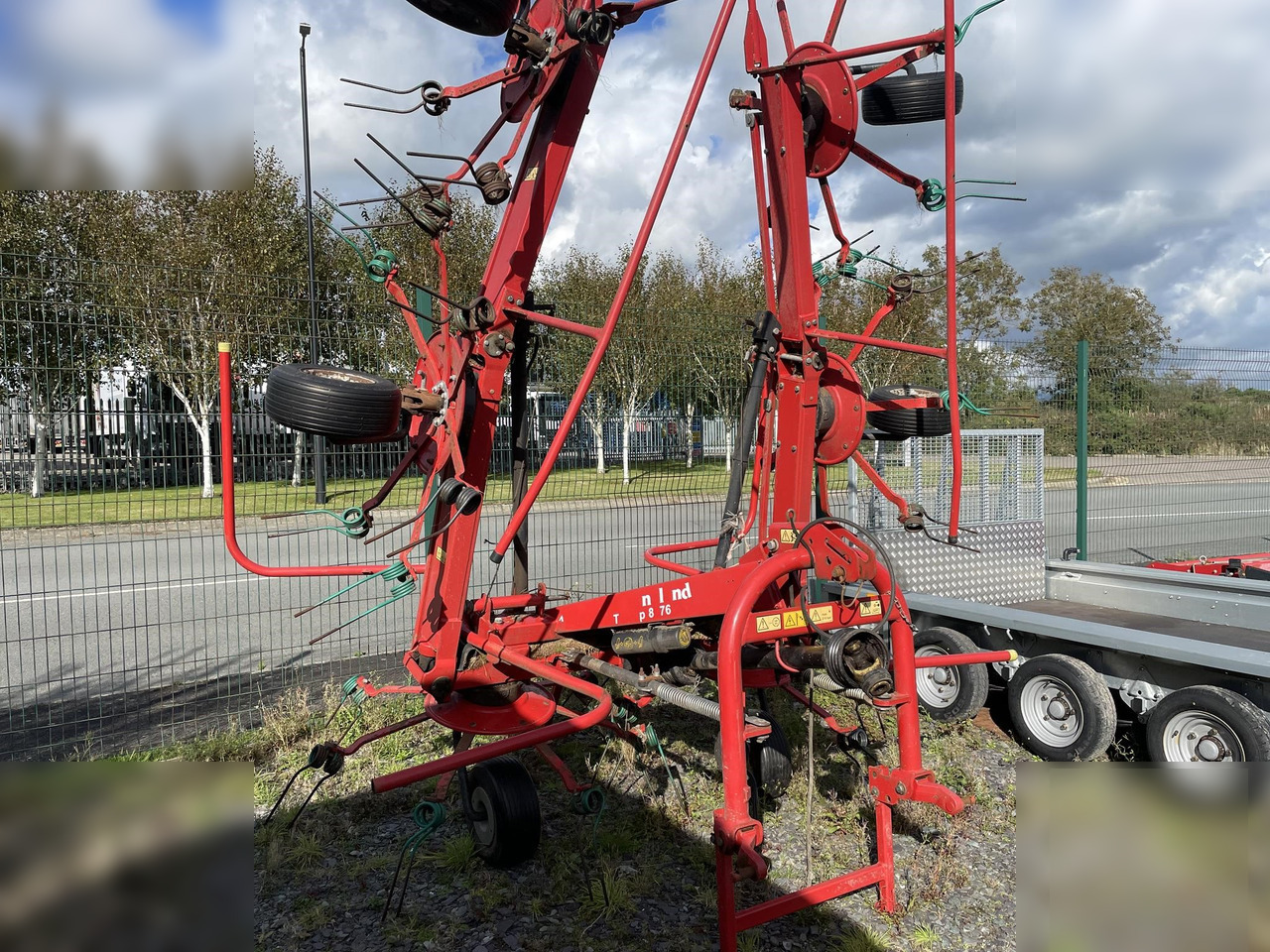 2015 KVERNELAND TAARUP 8076 - גורף/ מגרפה: תמונה 2 2015 KVERNELAND TAARUP 8076 - גורף/ מגרפה: תמונה 2