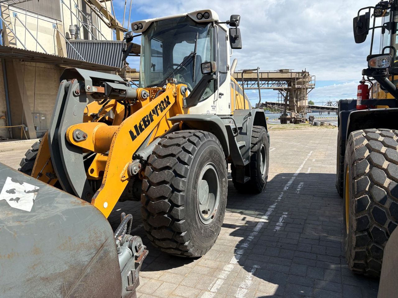 Liebherr L538 - מעמיס גלגלים: תמונה 4 Liebherr L538 - מעמיס גלגלים: תמונה 4