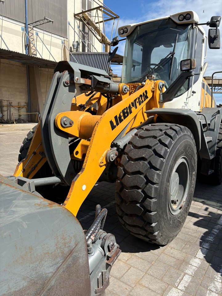 Liebherr L538 - מעמיס גלגלים: תמונה 1 Liebherr L538 - מעמיס גלגלים: תמונה 1