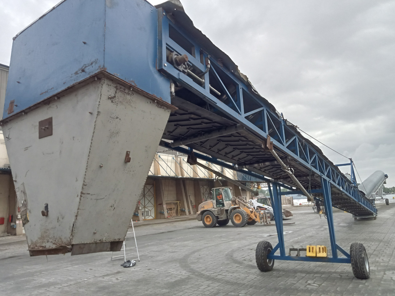 PowerTec PT25 - מסוע חגורה: תמונה 1 PowerTec PT25 - מסוע חגורה: תמונה 1