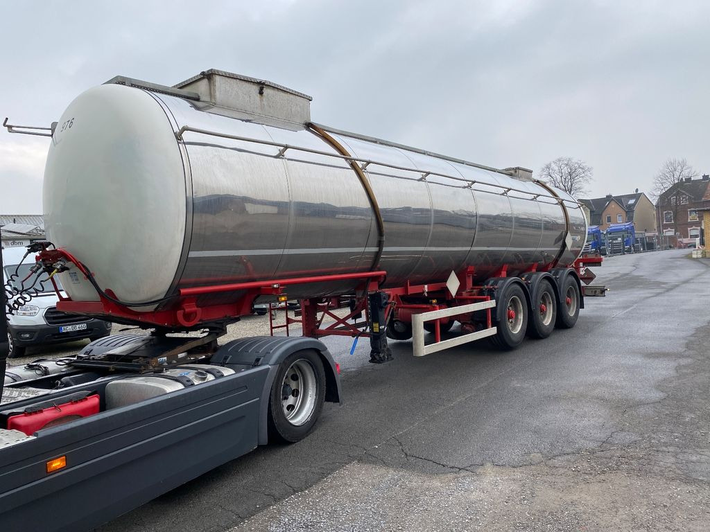 Hendricks Chemie L4BH/26.000 l 1 Kammer/ Chassis:Krause - סמיטריילר מכל: תמונה 4 Hendricks Chemie L4BH/26.000 l 1 Kammer/ Chassis:Krause - סמיטריילר מכל: תמונה 4