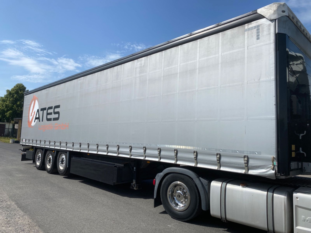 Schmitz Cargobull SCS 24/ Tautliner/Liftachse/Alufelgen/Pal.Kasten - סמיטריילר עם וילונות צד: תמונה 3 Schmitz Cargobull SCS 24/ Tautliner/Liftachse/Alufelgen/Pal.Kasten - סמיטריילר עם וילונות צד: תמונה 3