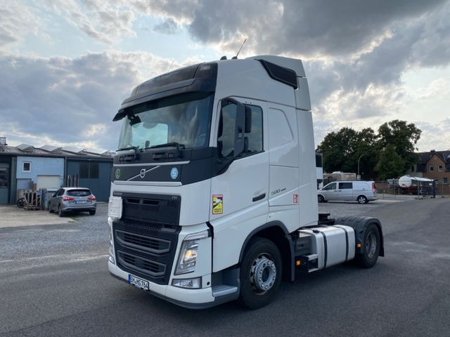 Volvo FH 500 - יחידת טרקטור: תמונה 1 Volvo FH 500 - יחידת טרקטור: תמונה 1