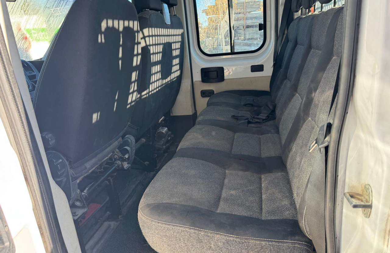 כלי רכב מסחרי עם לוח Fiat Ducato: תמונה 9 כלי רכב מסחרי עם לוח Fiat Ducato: תמונה 9