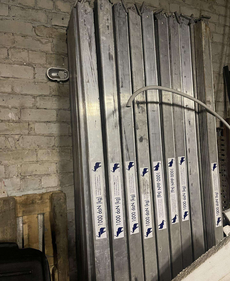 Schmitz SKO - גוף וחלק חיצוני עבור קרון נגרר: תמונה 3 Schmitz SKO - גוף וחלק חיצוני עבור קרון נגרר: תמונה 3