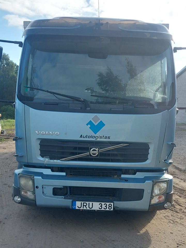 VOLVO FL280 - משאית תיבה: תמונה 1 VOLVO FL280 - משאית תיבה: תמונה 1