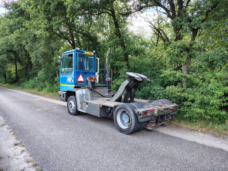 Terberg Yt180 - טרקטור מסוף: תמונה 3 Terberg Yt180 - טרקטור מסוף: תמונה 3