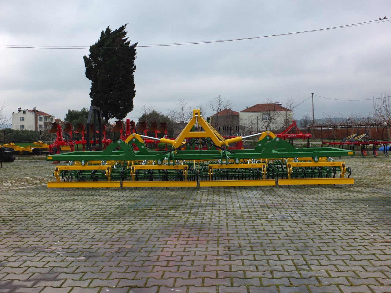 Modonex MT-600R Combine - ציוד עיבוד קרקע: תמונה 4 Modonex MT-600R Combine - ציוד עיבוד קרקע: תמונה 4