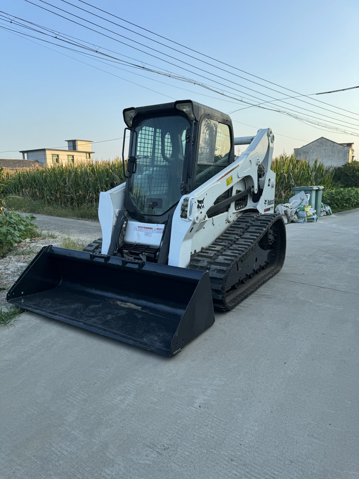 BOBCAT T770 skid steer loader American original Mining/Agriculture/Urban Construction - מעמיס רצועות קומפקטי: תמונה 4 BOBCAT T770 skid steer loader American original Mining/Agriculture/Urban Construction - מעמיס רצועות קומפקטי: תמונה 4