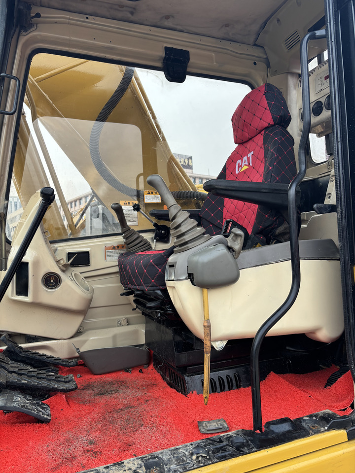 CATERPILLAR 320BL used excavator low price for sale - מחפר סורק: תמונה 5 CATERPILLAR 320BL used excavator low price for sale - מחפר סורק: תמונה 5