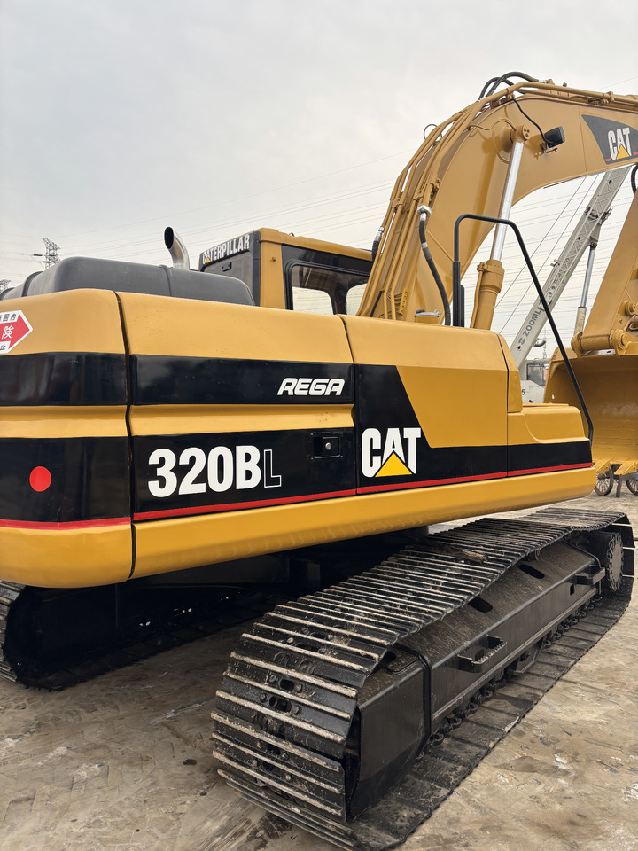 CATERPILLAR 320BL used excavator low price for sale - מחפר סורק: תמונה 3 CATERPILLAR 320BL used excavator low price for sale - מחפר סורק: תמונה 3