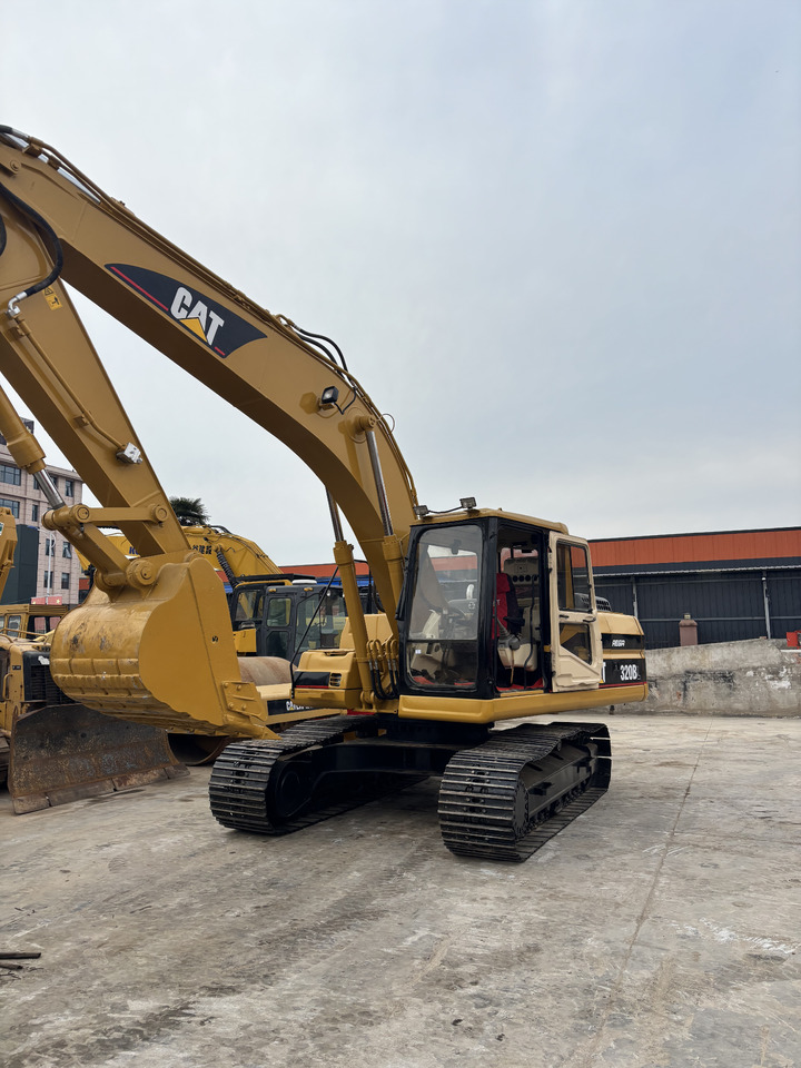 CATERPILLAR 320BL used excavator low price for sale - מחפר סורק: תמונה 4 CATERPILLAR 320BL used excavator low price for sale - מחפר סורק: תמונה 4