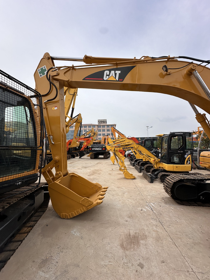 CATERPILLAR 320CL used excavator good condition for sale - מחפר סורק: תמונה 3 CATERPILLAR 320CL used excavator good condition for sale - מחפר סורק: תמונה 3